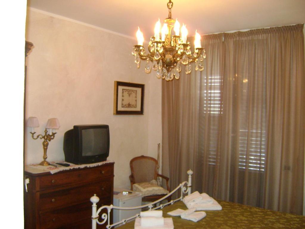 Hotel La Petite Maison Viareggio Room photo