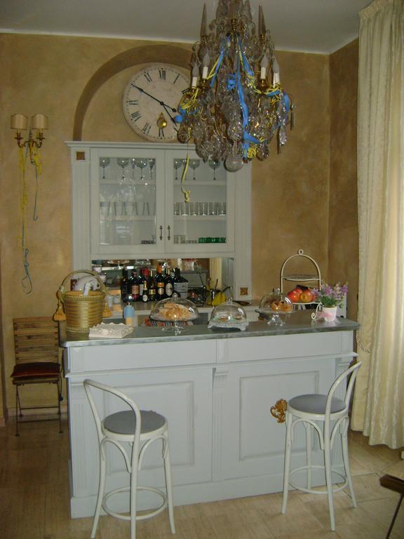 Hotel La Petite Maison Viareggio Exterior photo